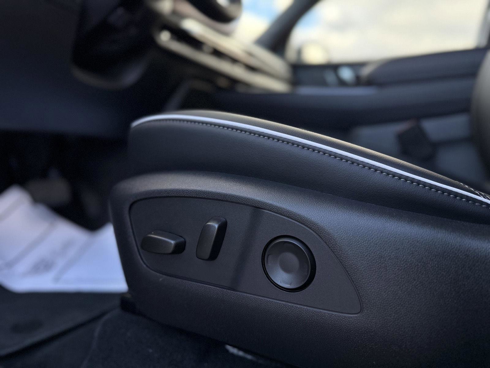 New 2026 Buick Enclave Preferred image 16