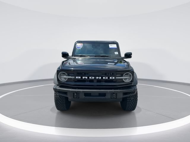 Certified 2022 Ford Bronco Outer Banks w/ Sasquatch Package AWD/4WD image 2