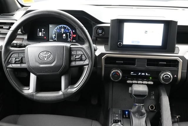 Certified 2024 Toyota Tacoma SR5 AWD/4WD image 14