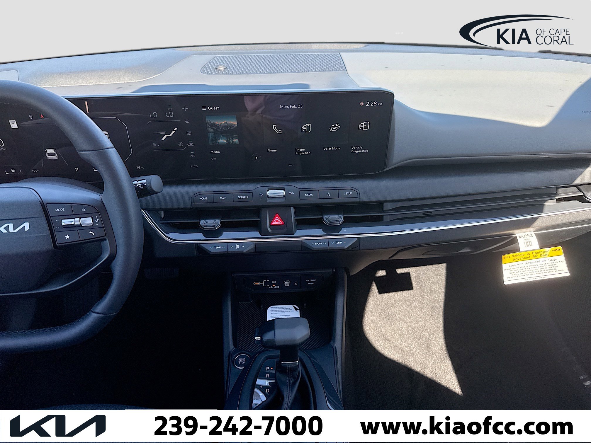 New 2025 Kia K4 EX image 18