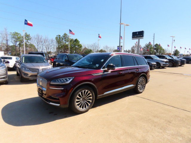 Used 2022 Lincoln Aviator Reserve w/ Equipment Group 201A image 2