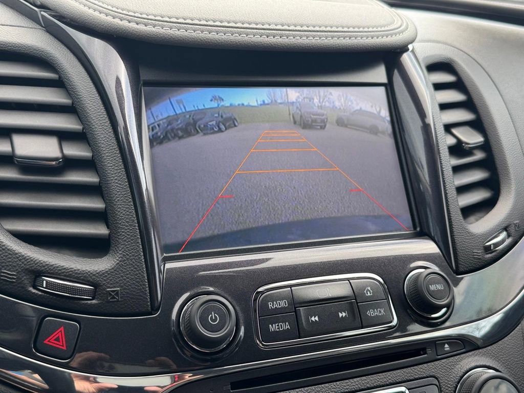 Used 2015 Chevrolet Impala LT FWD image 20