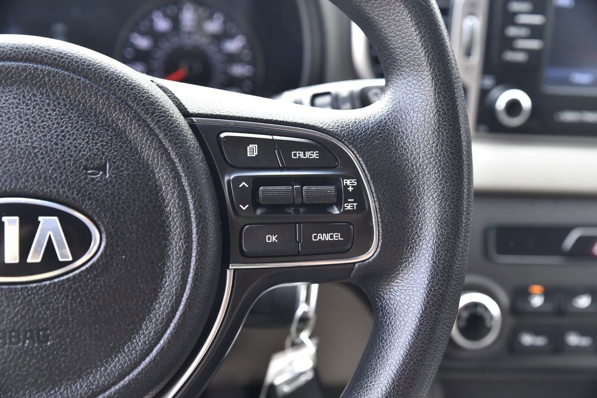 Used 2017 Kia Sportage LX AWD/4WD image 19