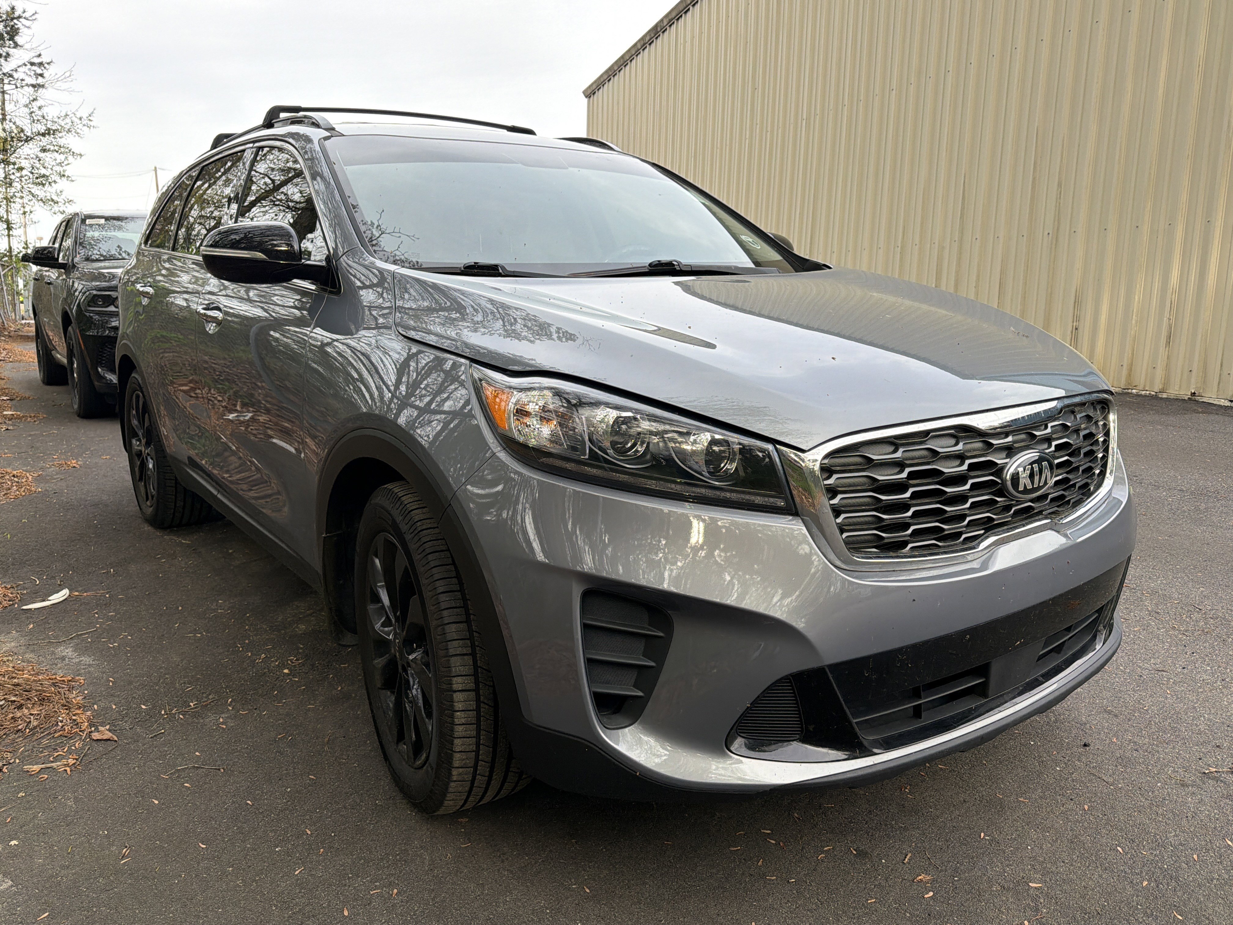 Used 2020 Kia Sorento S image 2