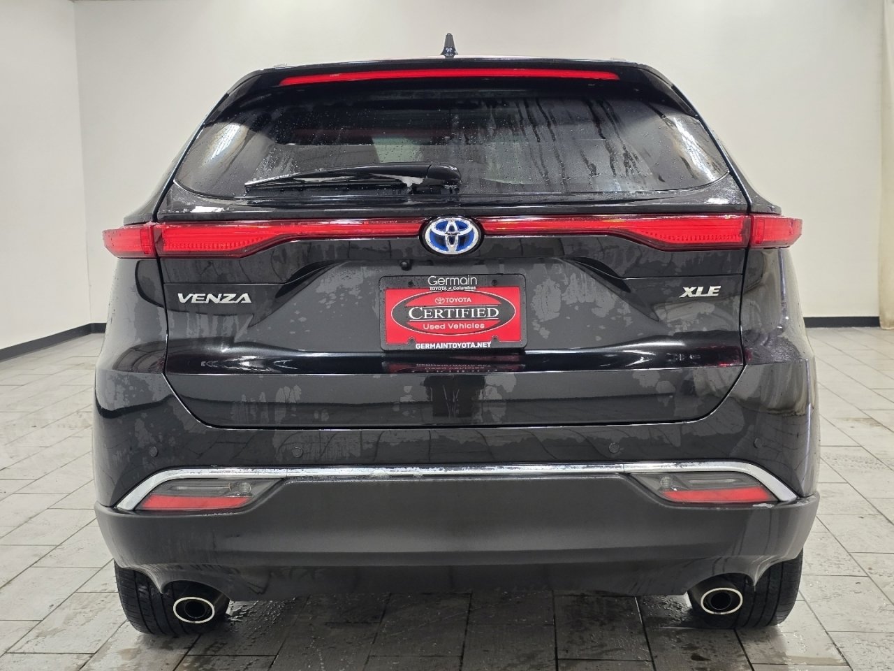 Certified 2024 Toyota Venza LE image 13