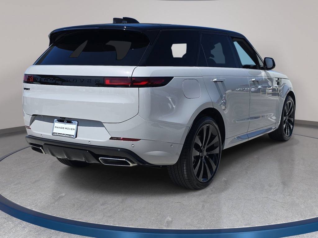 New 2027 Land Rover Range Rover Sport Dynamic SE AWD/4WD image 5