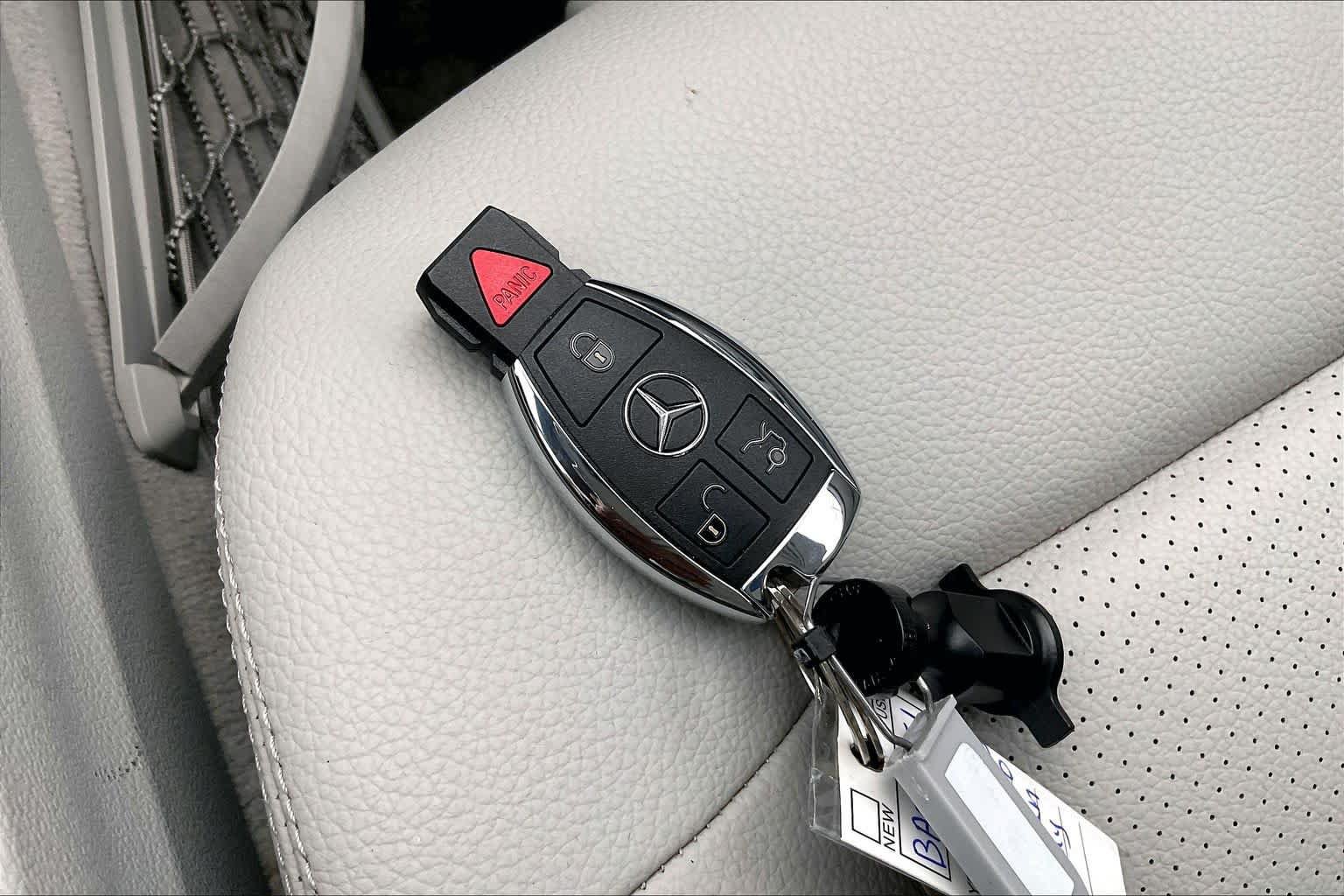 Used 2011 Mercedes-Benz E 350 Sedan image 14