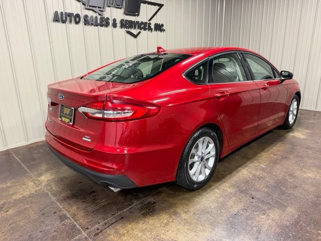 Used 2020 Ford Fusion SE FWD image 8