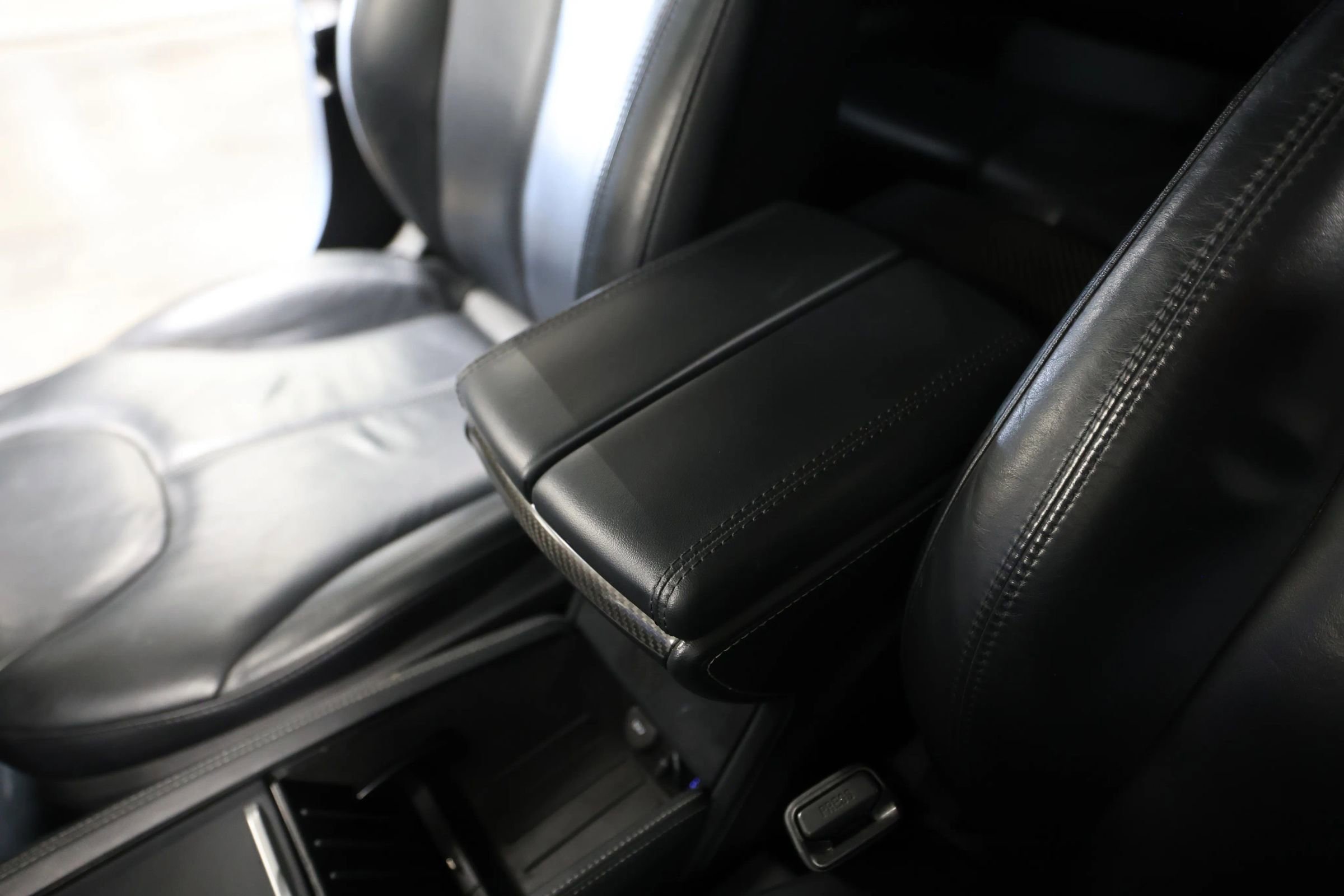 Used 2014 Tesla Model S P85 image 36