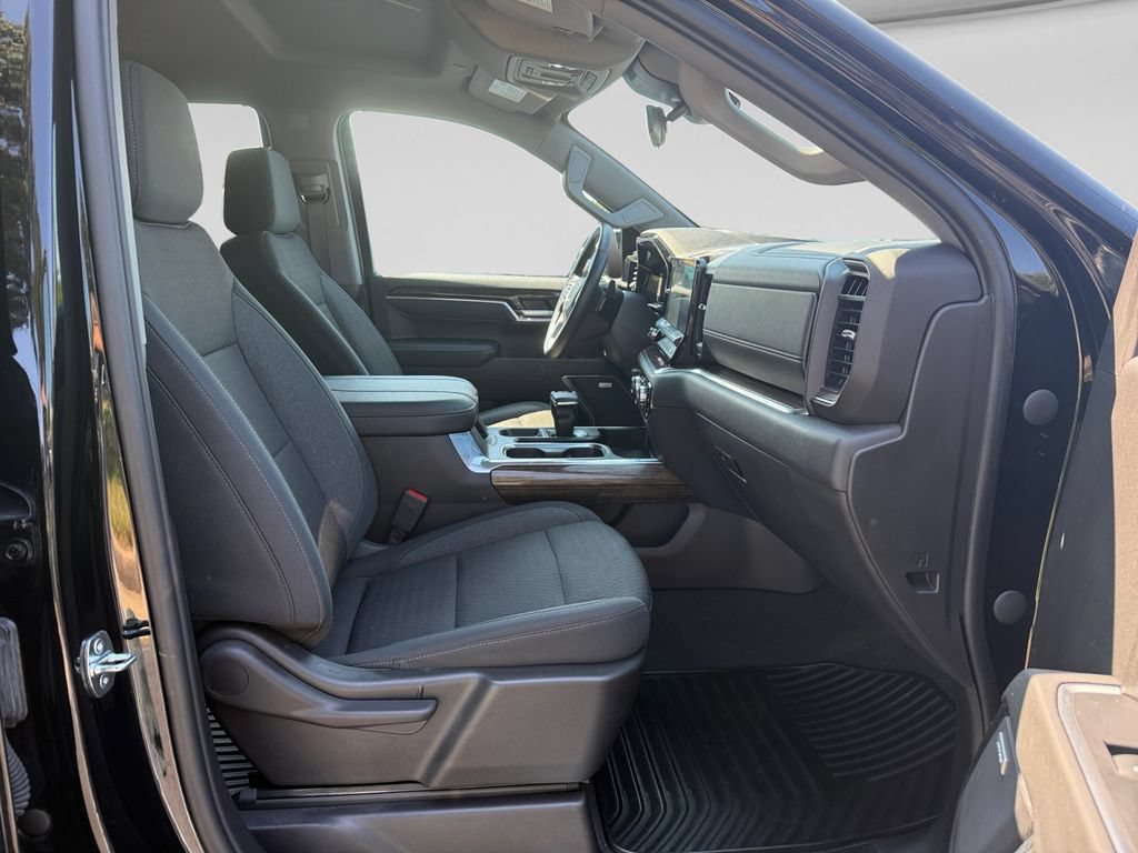 Used 2023 GMC Sierra 1500 Elevation w/ Preferred Package AWD/4WD image 14