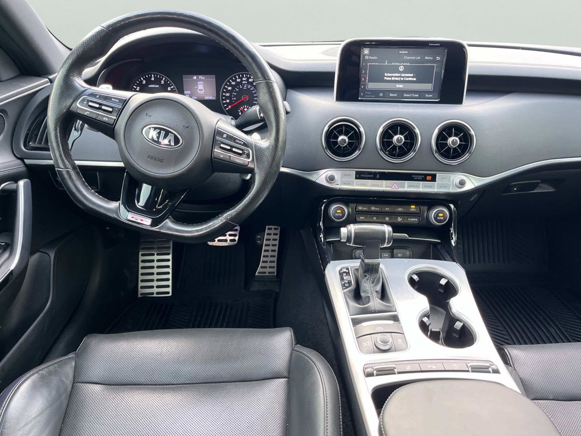 Used 2019 Kia Stinger GT image 8