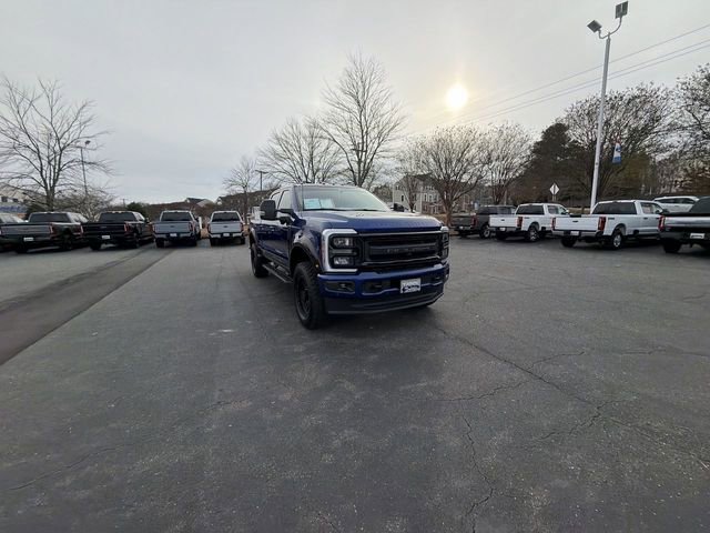 New 2026 Ford F250 Lariat w/ Black Appearance Package image 8