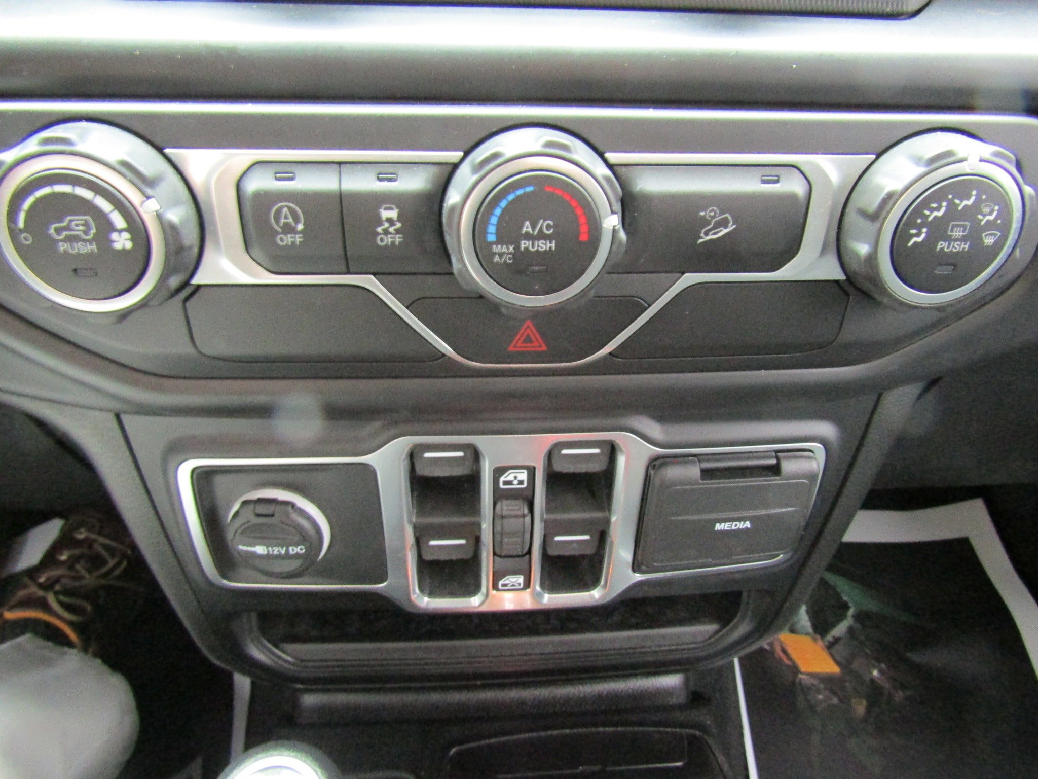 Used 2020 Jeep Wrangler Unlimited Sport S AWD/4WD image 27