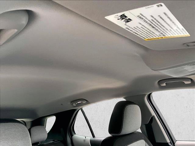 Used 2023 Chevrolet Equinox LS w/ Driver Confidence II Package FWD image 17