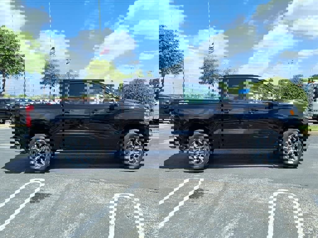 New 2026 Chevrolet Silverado 1500 LT w/ Safety Package image 5