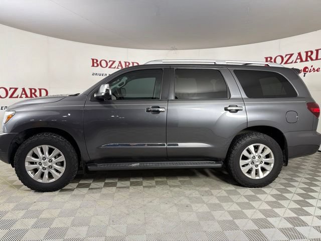 Used 2022 Toyota Sequoia Platinum AWD/4WD image 5