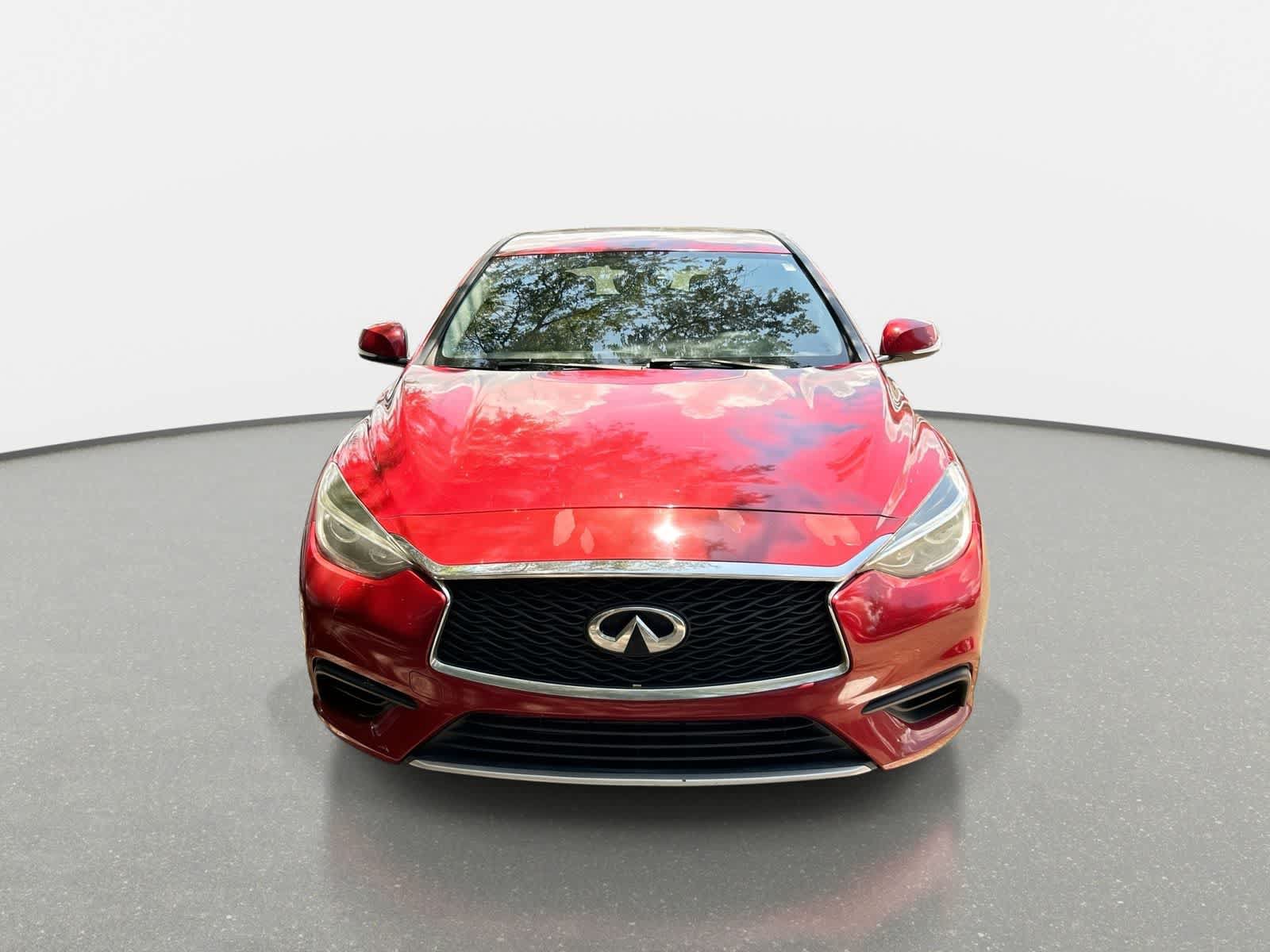 Used 2018 INFINITI QX30 FWD image 3