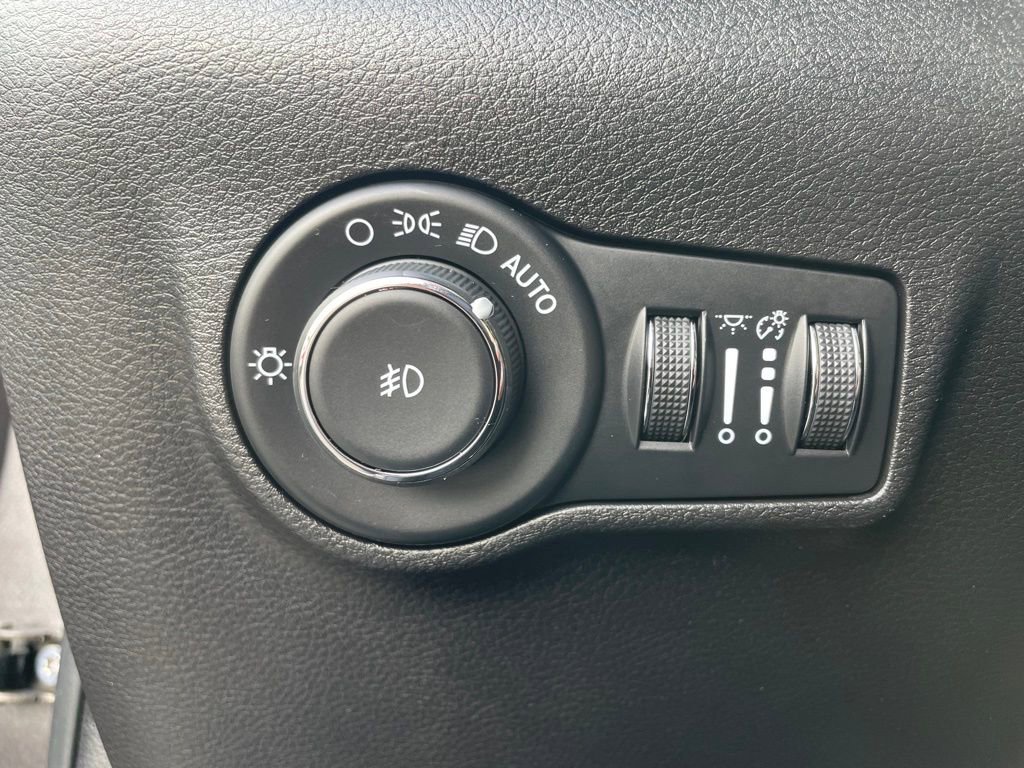 Used 2022 Jeep Compass Limited AWD/4WD image 21