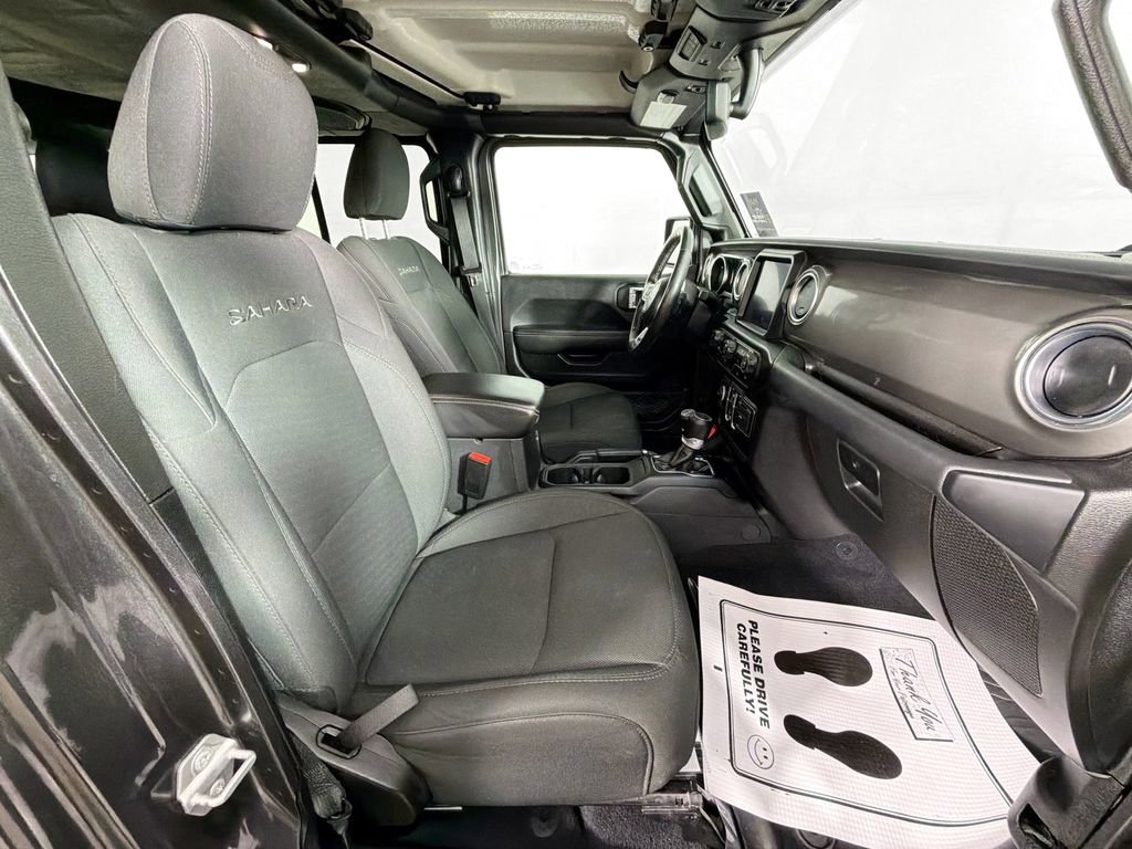 Used 2023 Jeep Wrangler Sahara w/ Cold Weather Group image 28