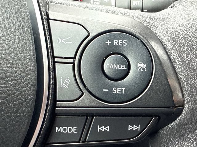 Used 2025 Toyota RAV4 XLE w/ Weather Package AWD/4WD image 28