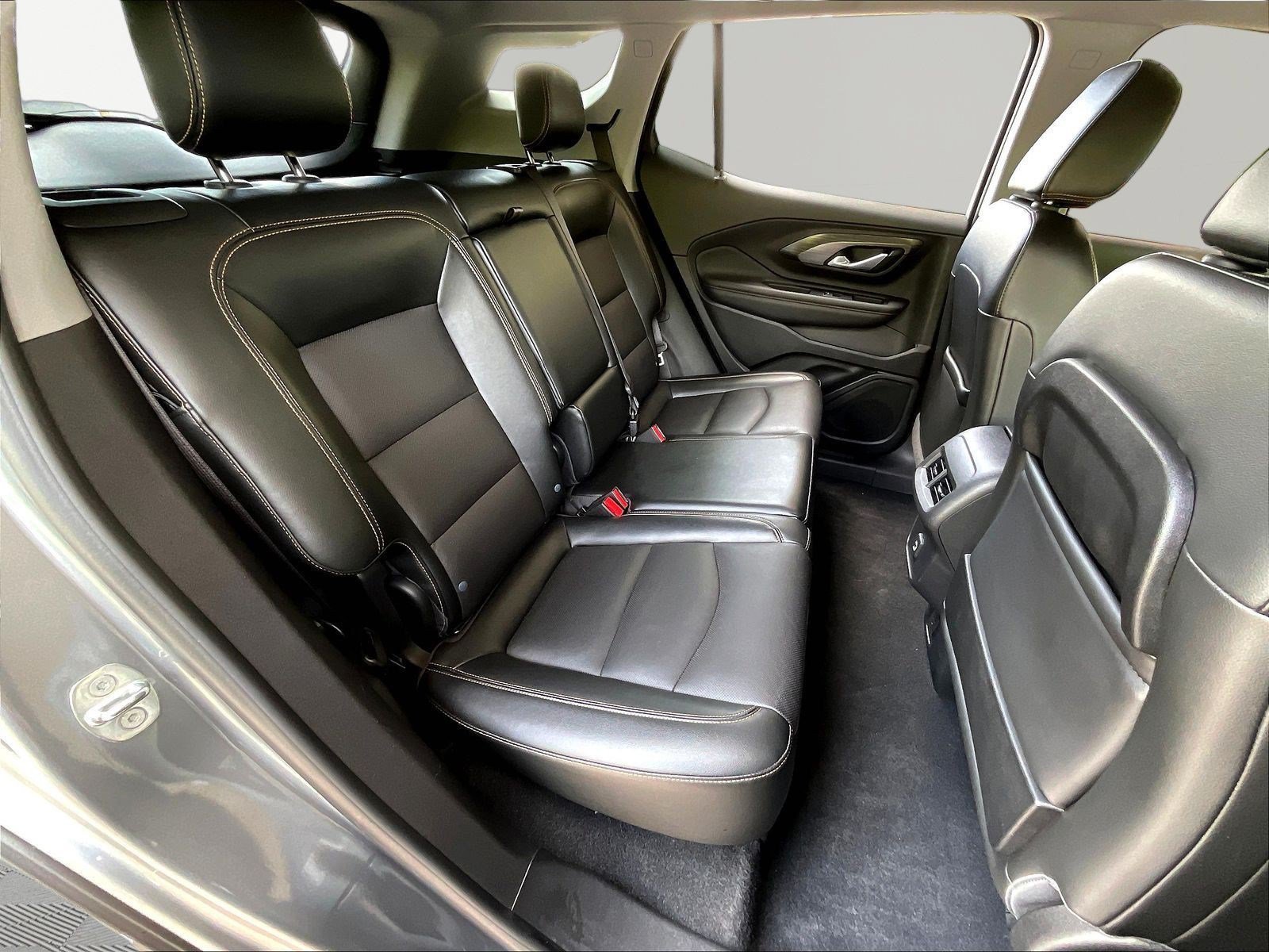 Used 2020 GMC Terrain SLT w/ Preferred Package FWD image 25