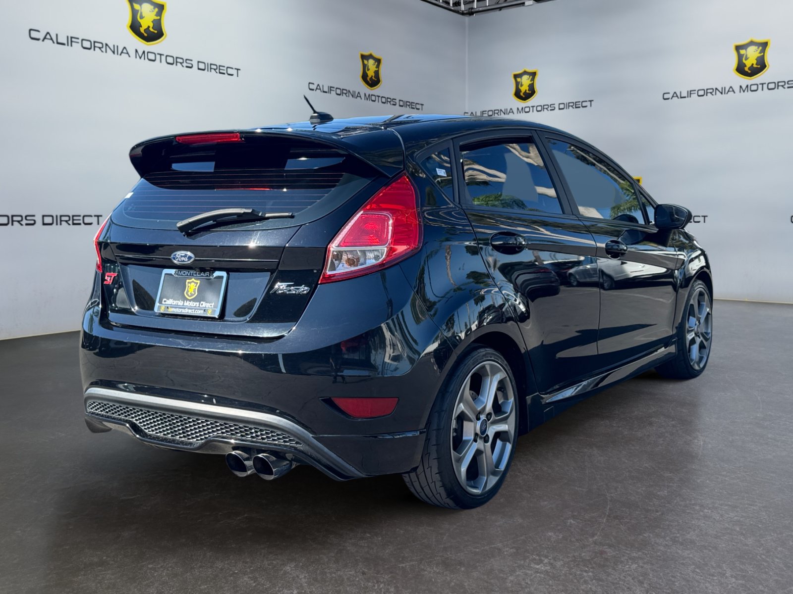 Used 2019 Ford Fiesta ST FWD image 5
