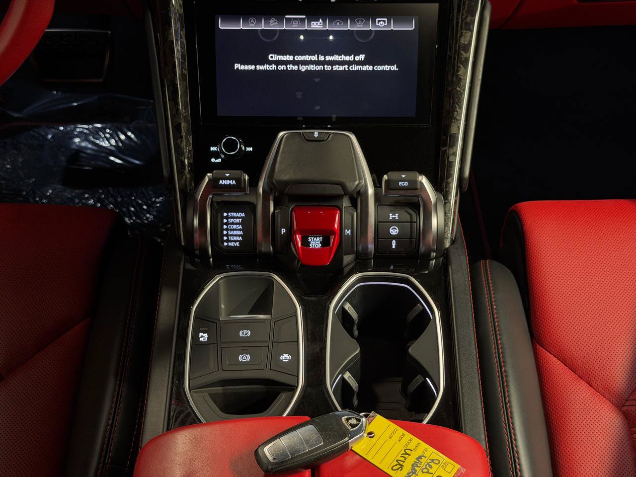 Used 2019 Lamborghini Urus AWD/4WD image 30