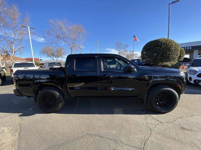 Used 2022 Nissan Frontier SV w/ Technology Package image 2