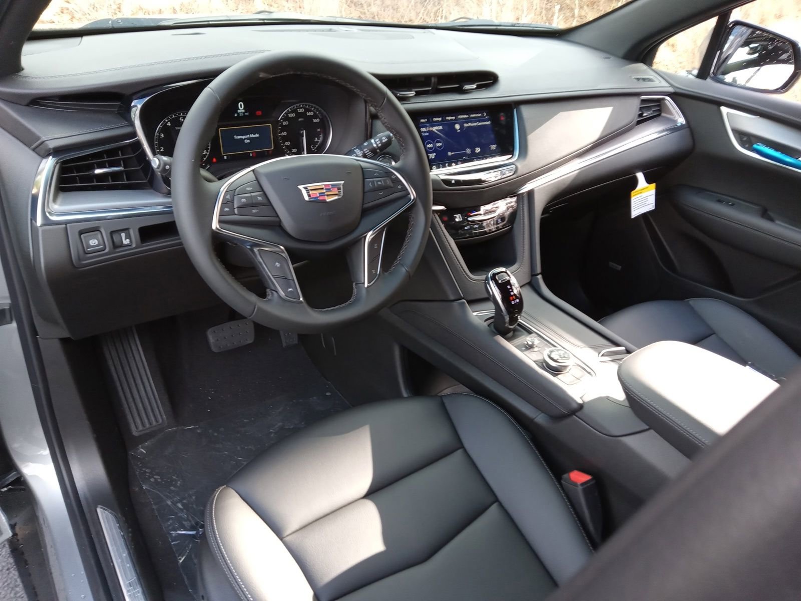 New 2026 Cadillac XT5 Luxury image 10