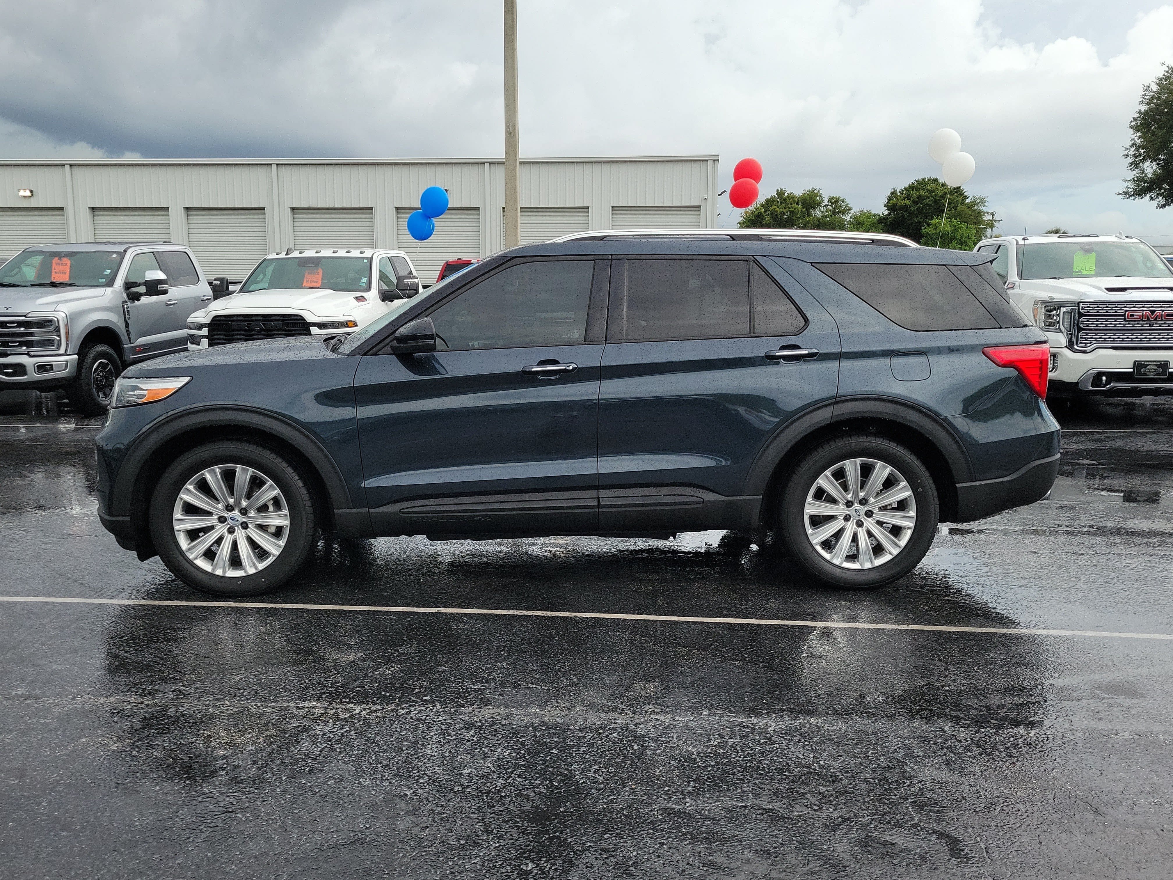 Certified 2023 Ford Explorer Limited w/ Limited Technology Package RWD image 6