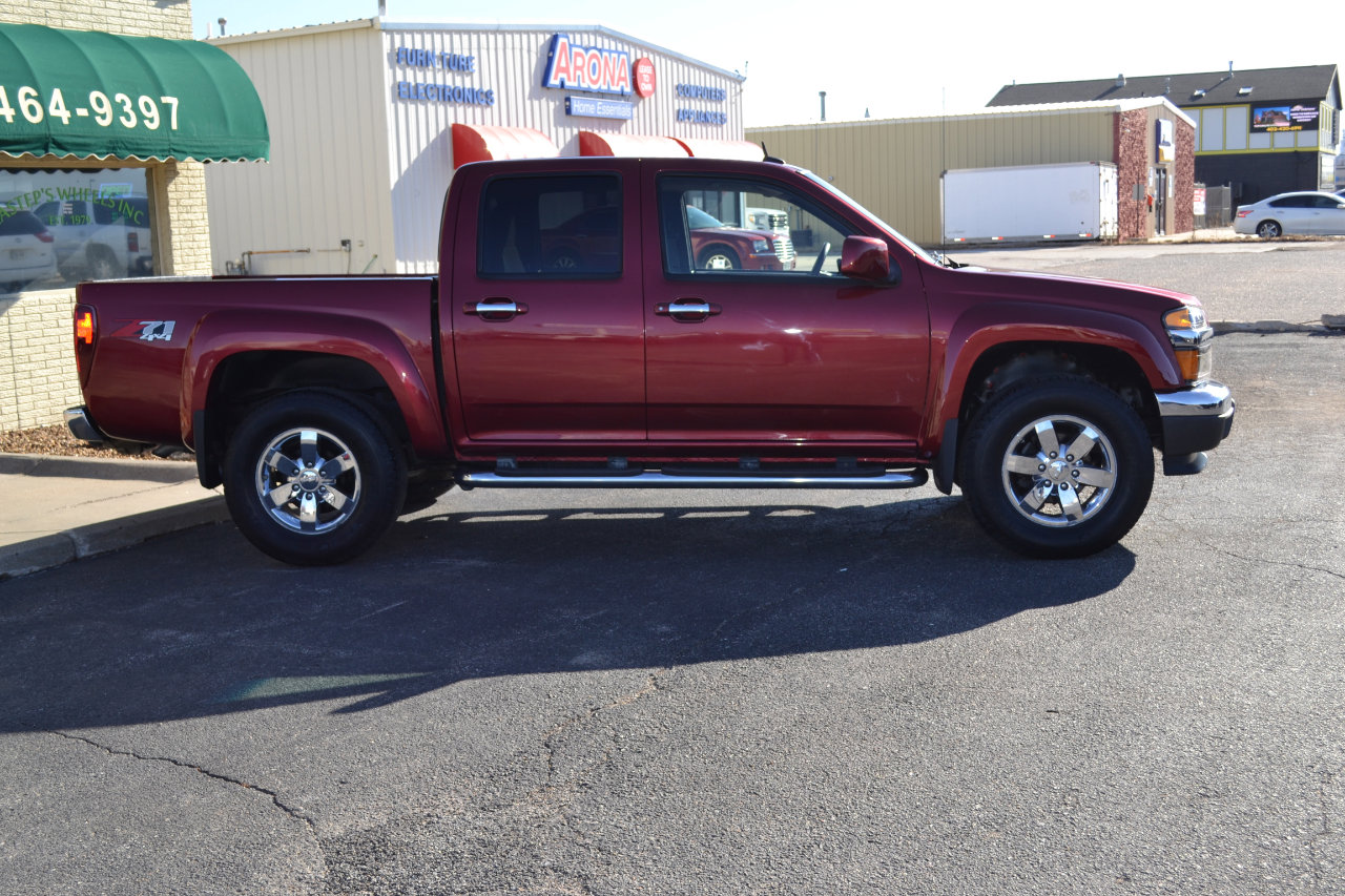 Used 2011 Chevrolet Colorado LT image 10