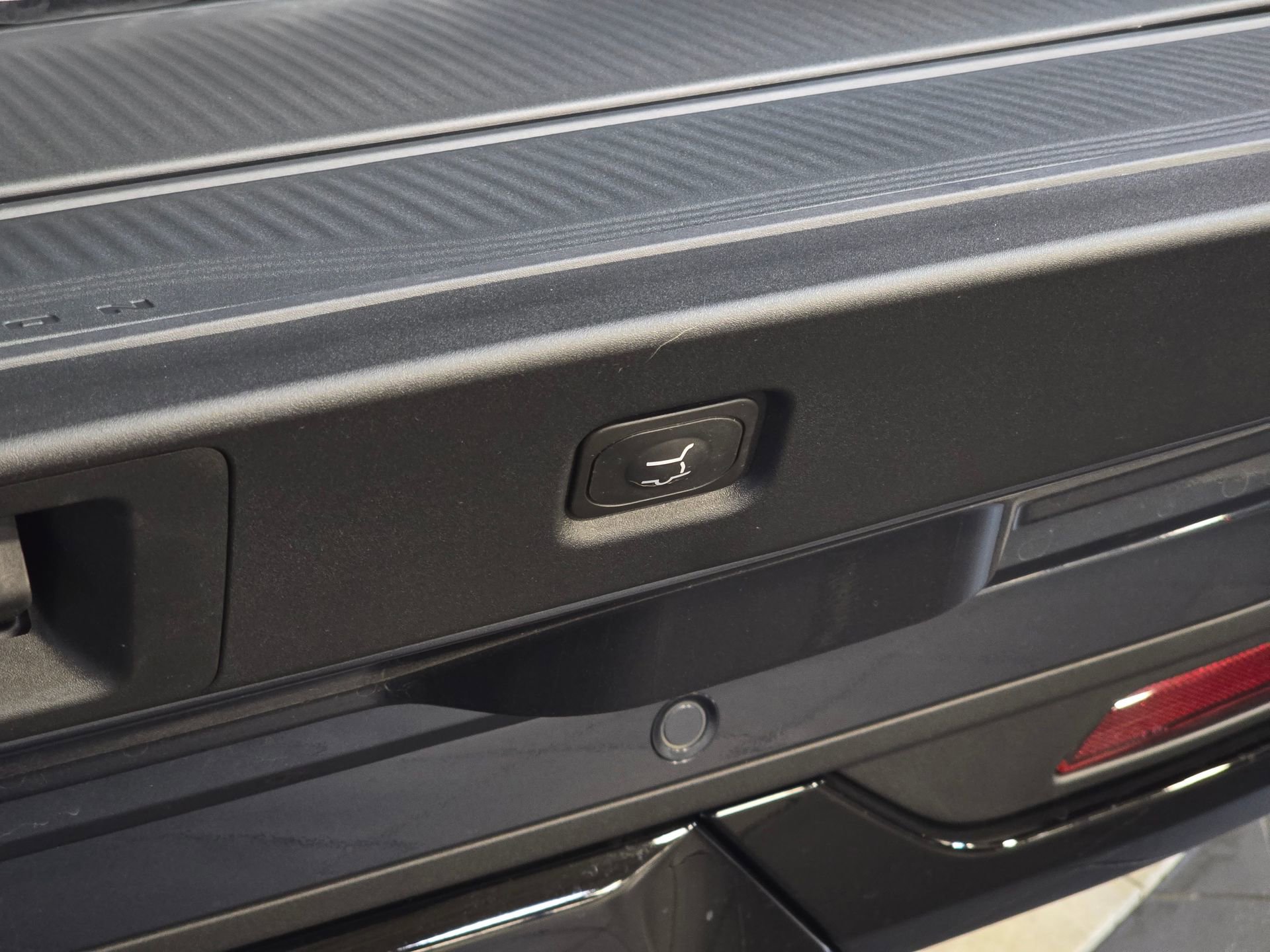 New 2026 Ford Expedition Platinum w/ Stealth Appearance Package image 12