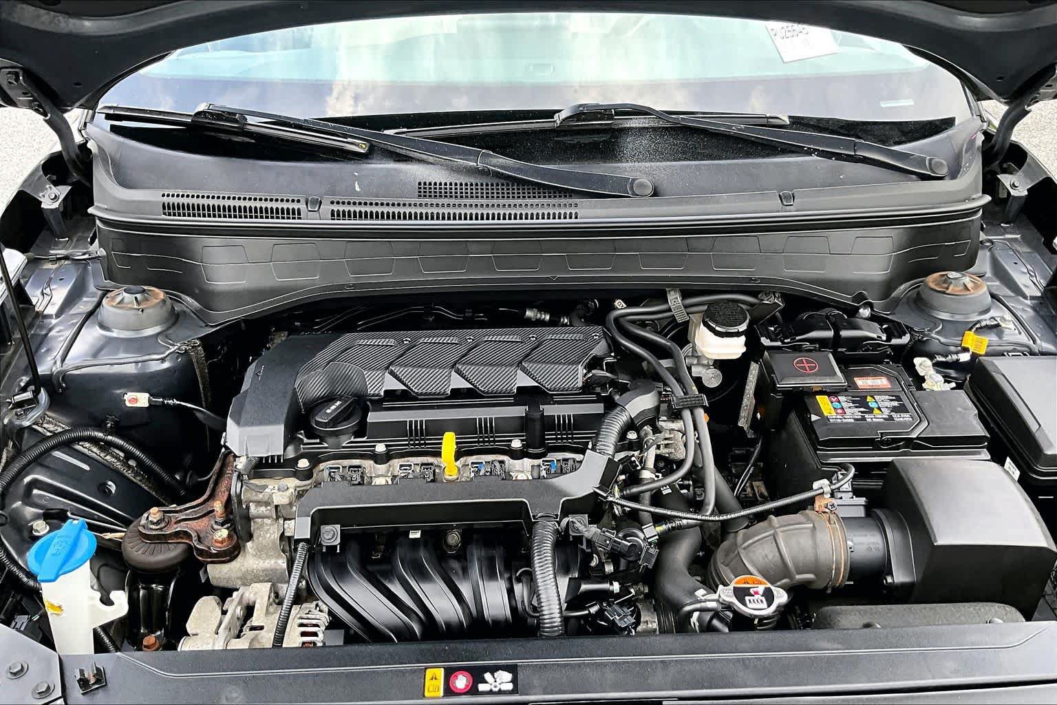 Used 2023 Hyundai Venue SEL w/ Cargo Package FWD image 32