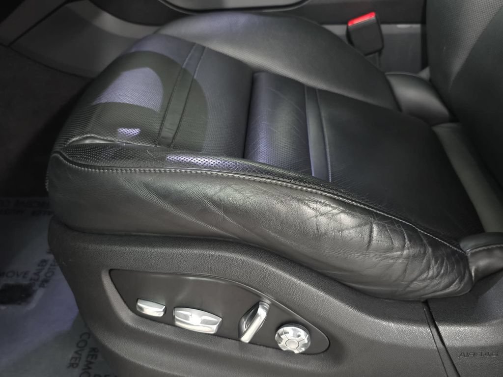 Certified 2020 Porsche Cayenne AWD/4WD image 25