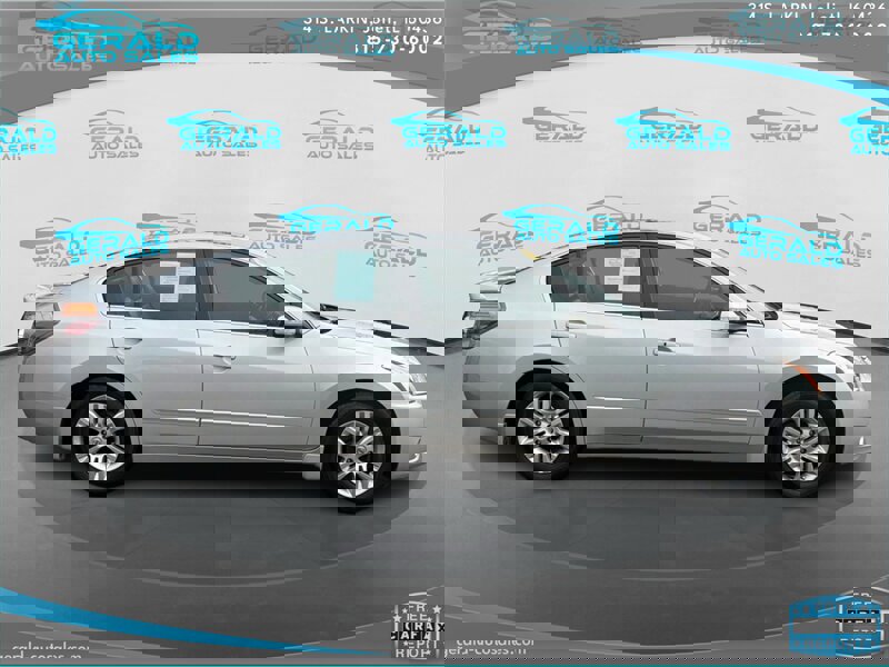 Used 2011 Nissan Altima 2.5 SL w/ Technology Pkg image 5