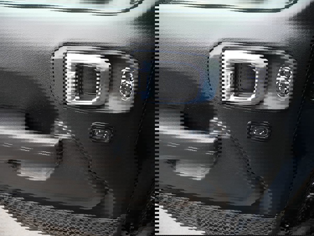 Used 2020 Jeep Wrangler Unlimited Sport S image 13