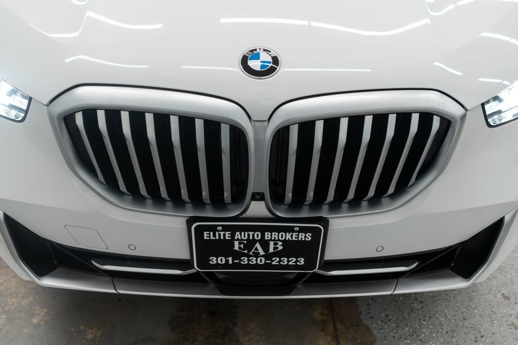 Used 2026 BMW X5 xDrive40i AWD/4WD image 43