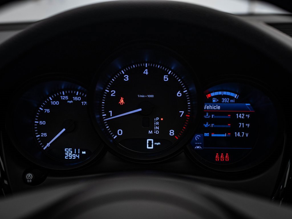 Certified 2024 Porsche Macan image 27