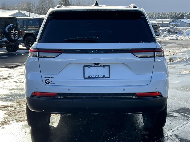 Certified 2023 Jeep Grand Cherokee Altitude image 45