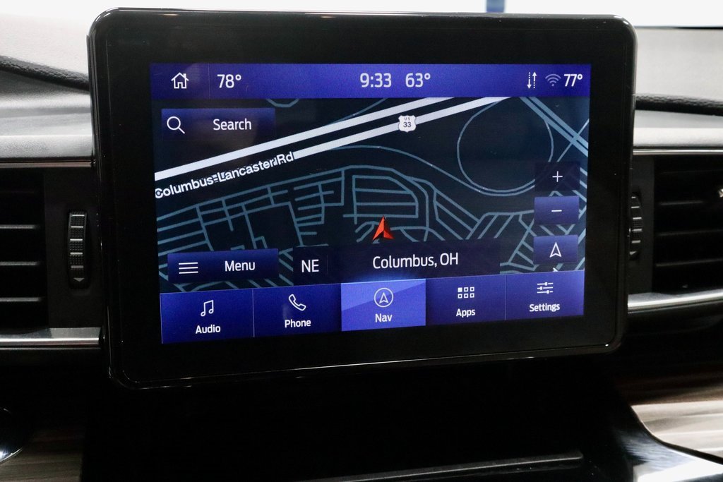 Certified 2022 Ford Explorer Limited w/ Hybrid Equipment Group 310A image 3