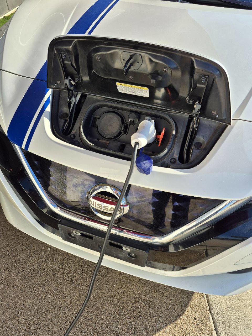 Used 2019 Nissan Leaf SV image 27