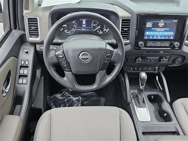 Used 2022 Nissan Frontier SV image 7