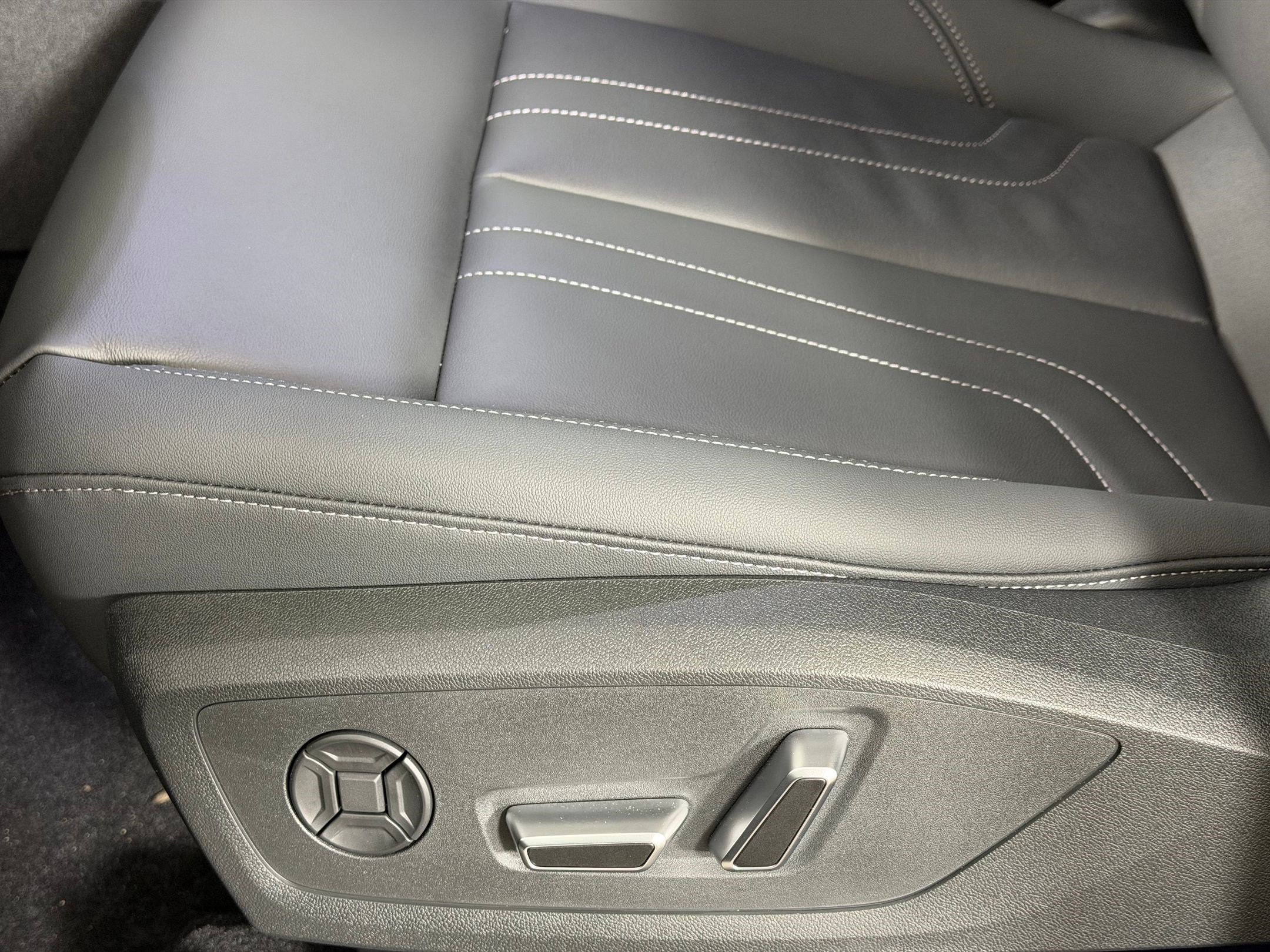 New 2026 Audi Q3 quattro 2.0T image 14