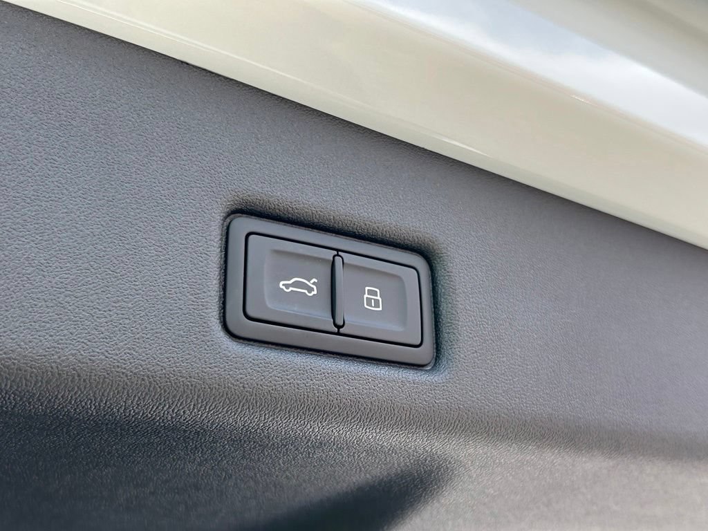 New 2026 Audi SQ5 Premium Plus AWD/4WD image 52