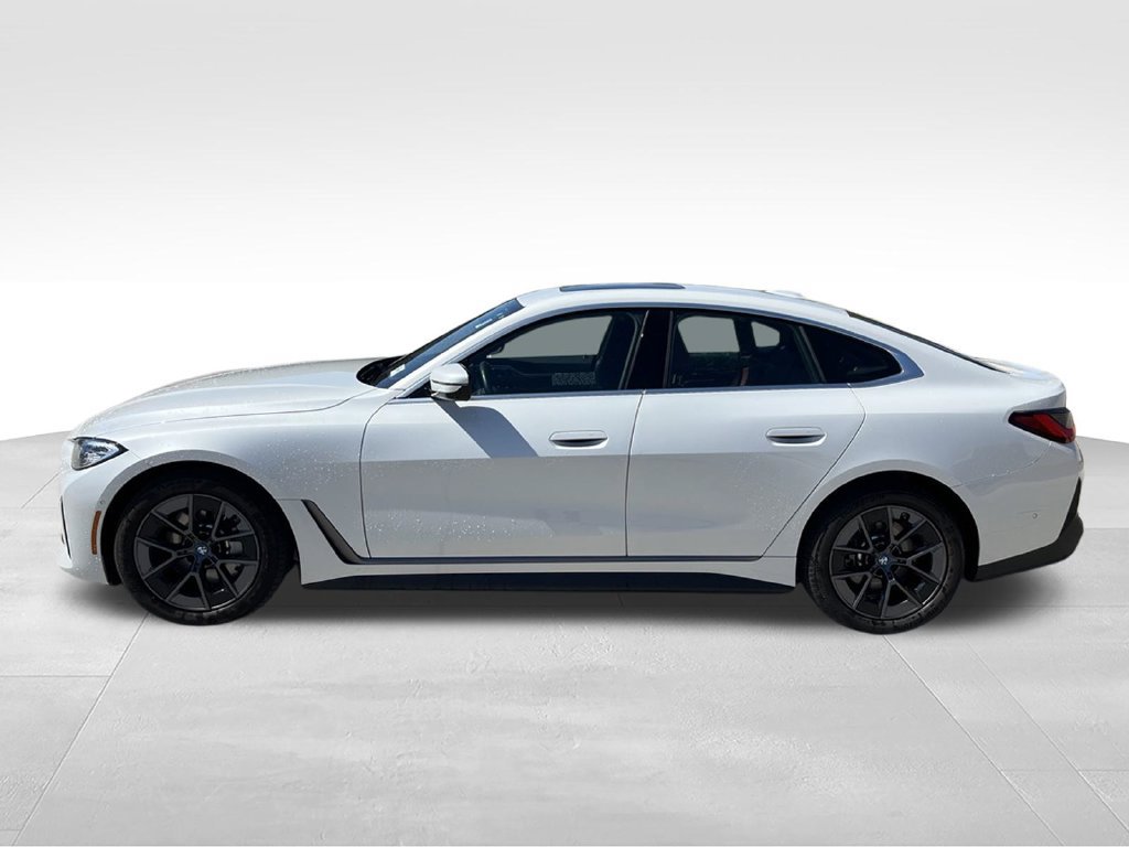 Used 2024 BMW i4 eDrive40 w/ Premium Package RWD image 8