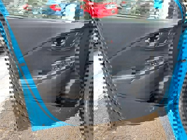 Used 2023 Hyundai Kona SEL image 10