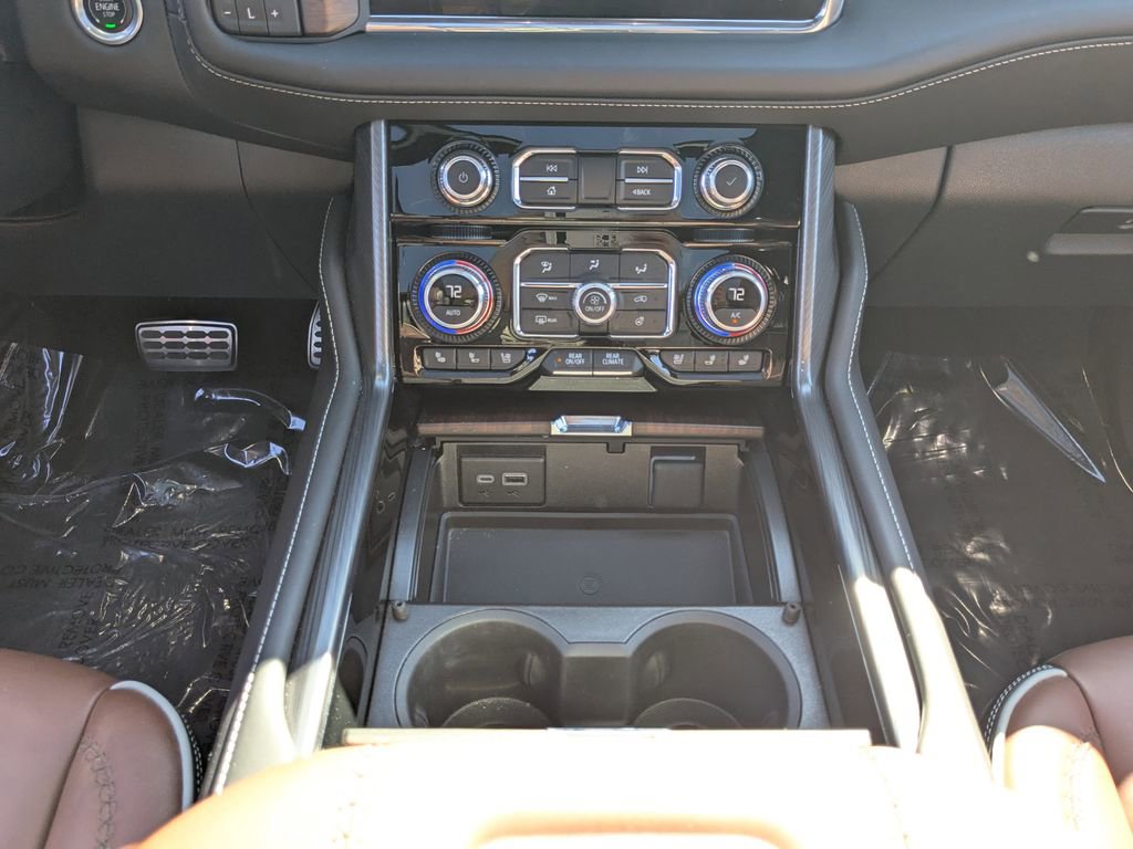 Used 2024 GMC Yukon Denali Ultimate image 6