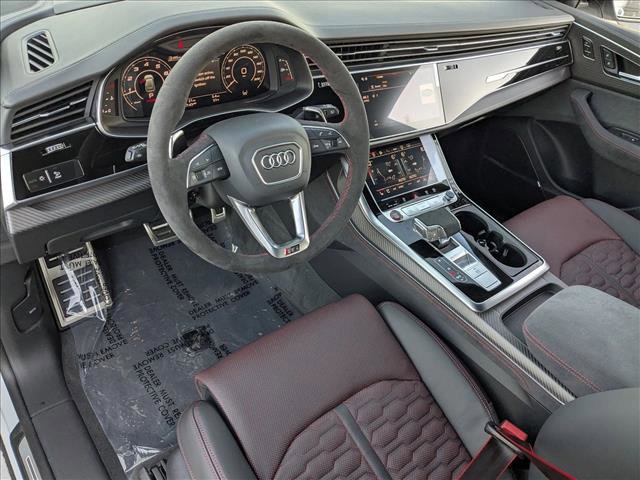 New 2025 Audi RS Q8 performance image 3