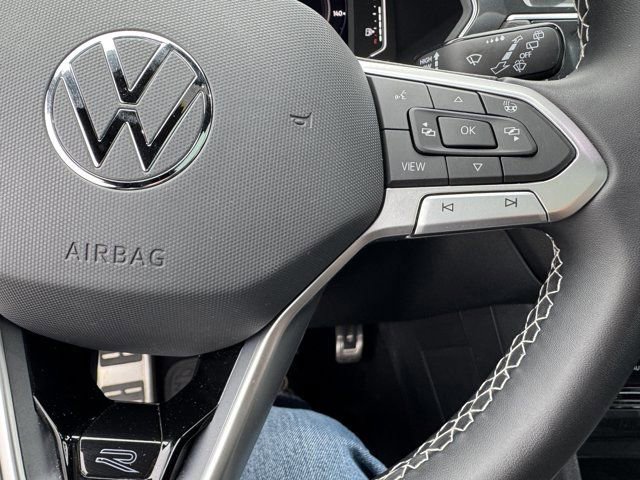 Certified 2023 Volkswagen Tiguan SEL R-Line image 23