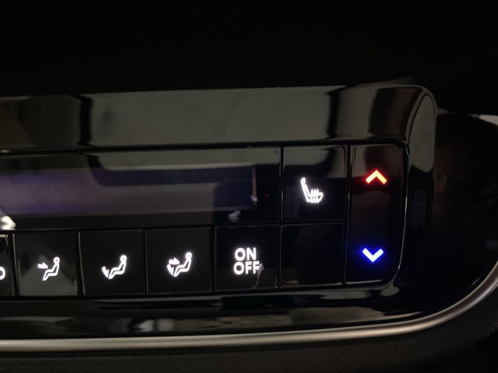 New 2025 Nissan Armada Platinum Reserve image 38
